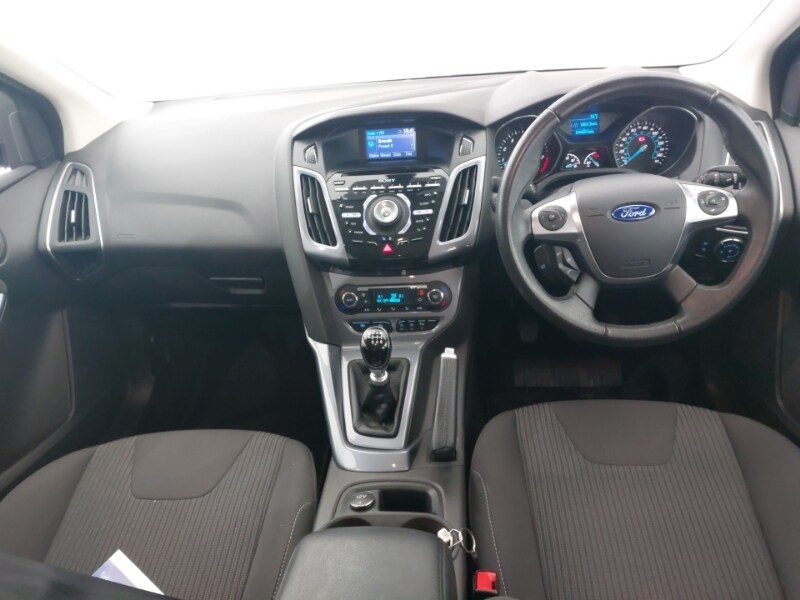 Used Ford Focus 2013 for sale - 76651919: Photo 2