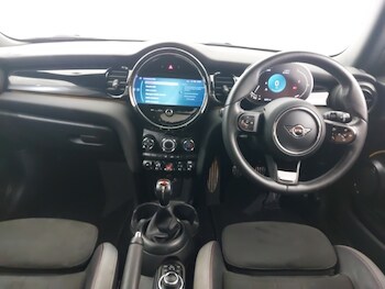 Used MINI Hatch 2022 for sale - 77491601: Photo