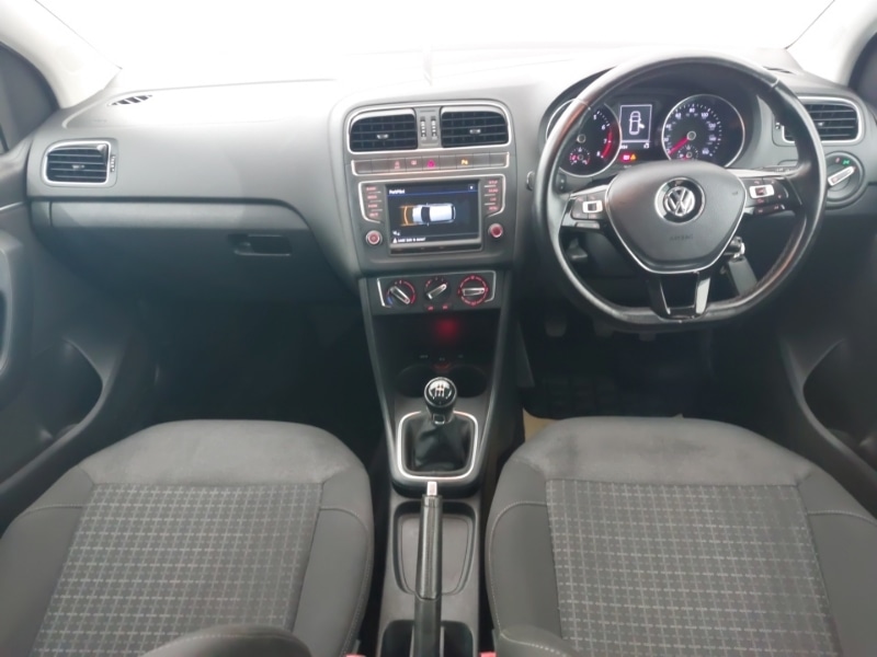 Used Volkswagen Polo 2017 for sale - 76708182: Photo 2