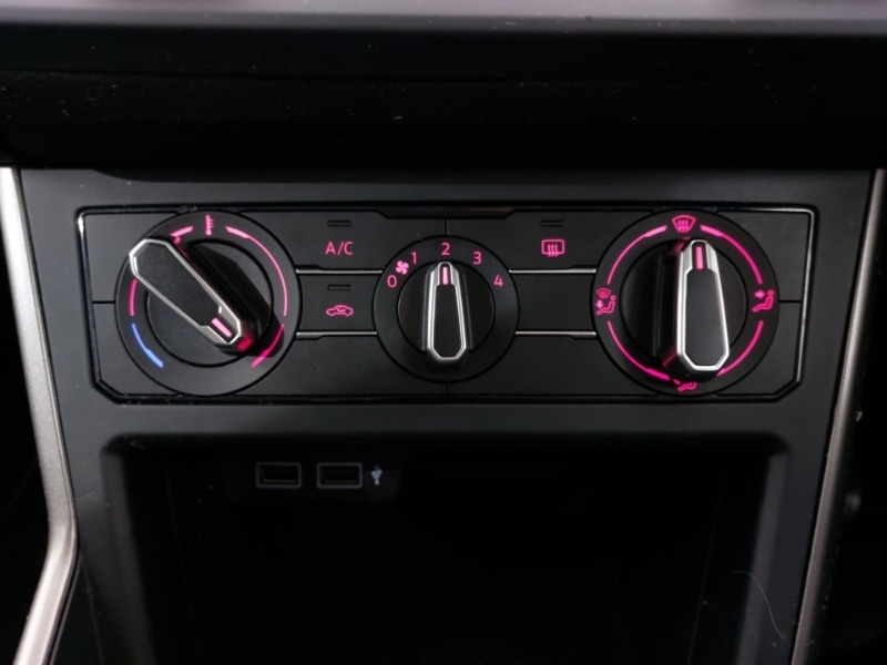 Used Volkswagen Polo 2019 for sale - 77300213: Photo 17