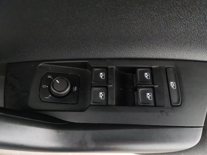 Used Volkswagen Polo 2019 for sale - 77987930: Photo 19