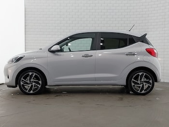 Used Hyundai i10 2024 for sale - 76745783: Photo