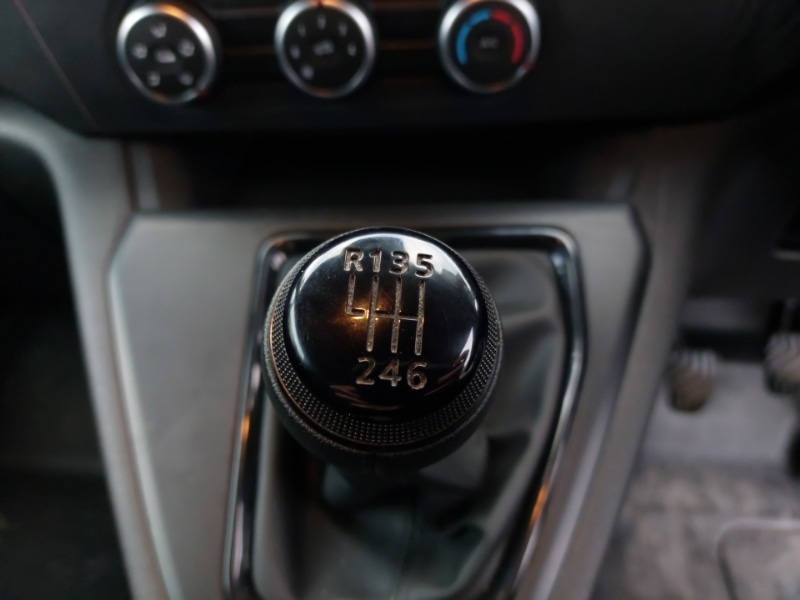 Used Renault Kangoo 2024 for sale - 77448789: Photo 15