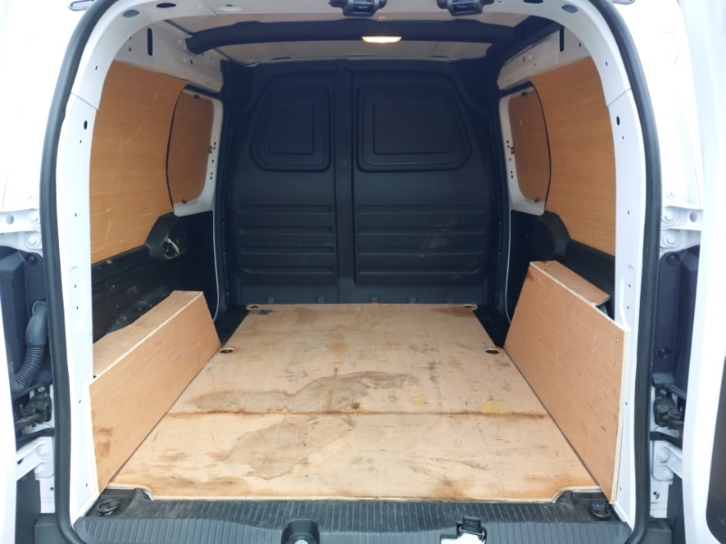 Used Renault Kangoo 2024 for sale - 77448789: Photo 8