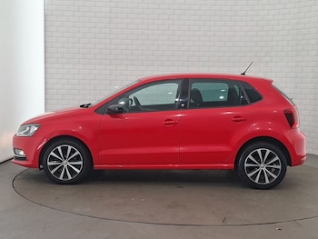 Used Volkswagen Polo 2017 for sale - 79164588: Photo