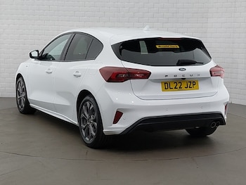 Used Ford Focus 2022 for sale - 78380995: Photo