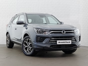 2022 - 1.5 Ventura 5dr