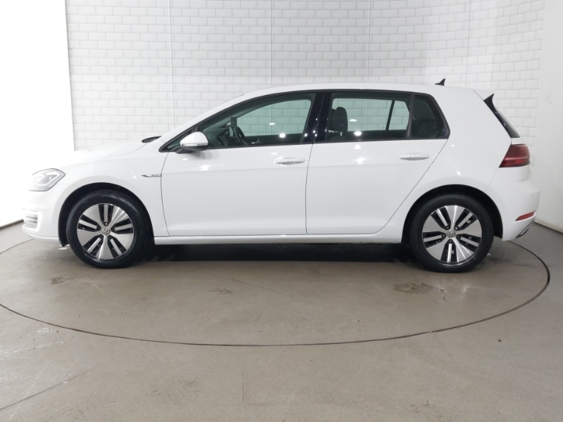 Used Volkswagen Golf 2019 for sale - 77105716: Photo 4