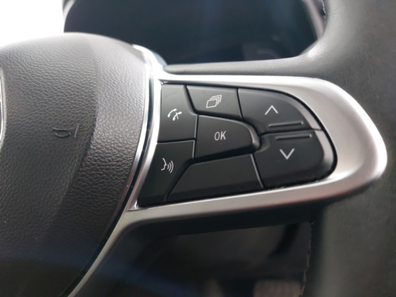 Used Renault Clio 2023 for sale - 77357769: Photo 12