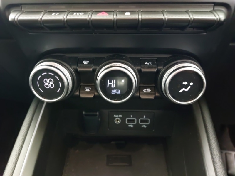 Used Renault Clio 2023 for sale - 77357769: Photo 16