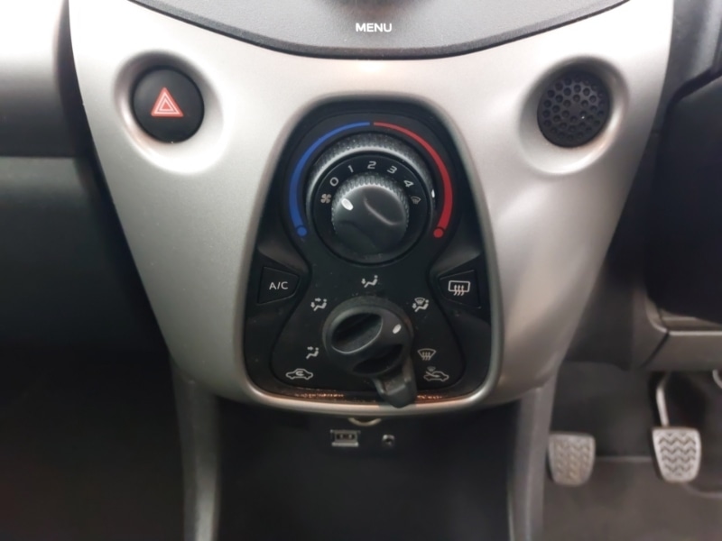 Used Toyota AYGO 2016 for sale - 77822761: Photo 17