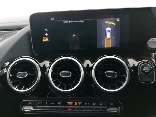 Used Mercedes-Benz GLA 2020 for sale - 76233354: Photo 11
