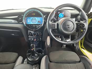 Used MINI Hatch 2024 for sale - 79569990: Photo
