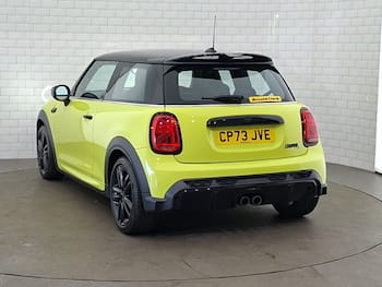 Used MINI Hatch 2024 for sale - 79569990: Photo