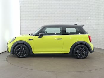 Used MINI Hatch 2024 for sale - 79569990: Photo
