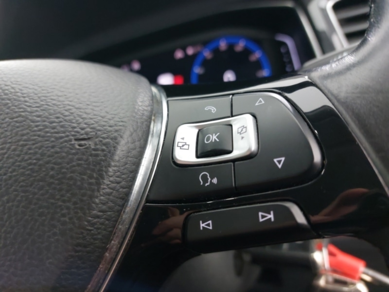 Used Volkswagen T-Roc 2018 for sale - 77265009: Photo 12