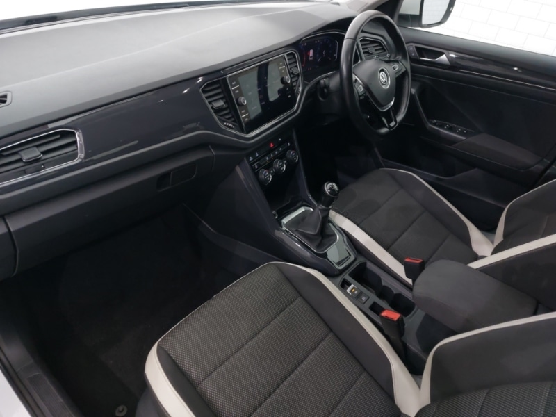 Used Volkswagen T-Roc 2018 for sale - 77265009: Photo 5