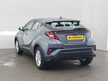 Used Toyota C-HR 2022 for sale - 78441846: Photo