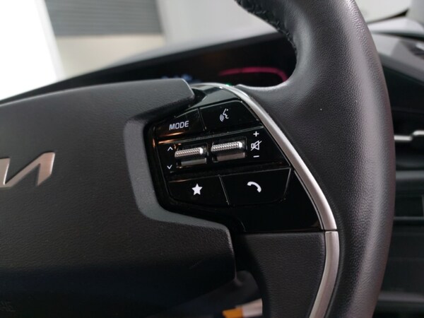 Used Kia Niro 2023 for sale - 76233828: Photo 12