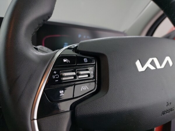 Used Kia Niro 2023 for sale - 76233828: Photo 13