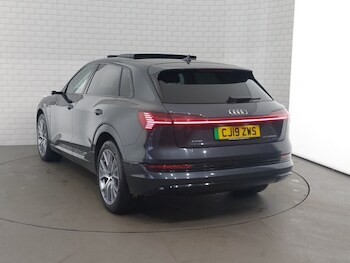 Used Audi e-tron 2019 for sale - 77922498: Photo