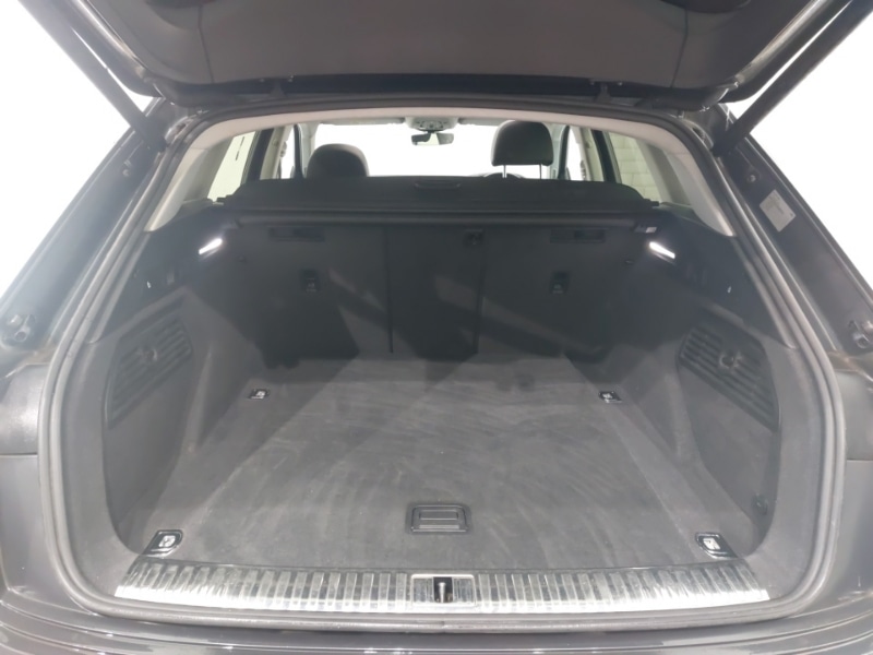 Used Audi e-tron 2019 for sale - 77922498: Photo 8