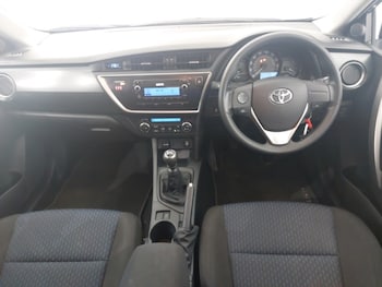 Used Toyota Auris 2014 for sale - 78600550: Photo