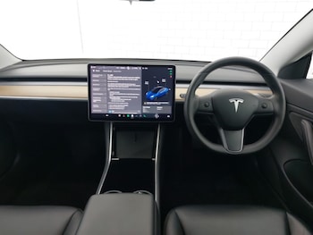 Used Tesla Model 3 2019 for sale - 77767552: Photo