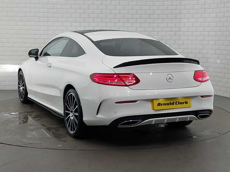 Used Mercedes-Benz C Class 2017 for sale - 76331875: Photo 3