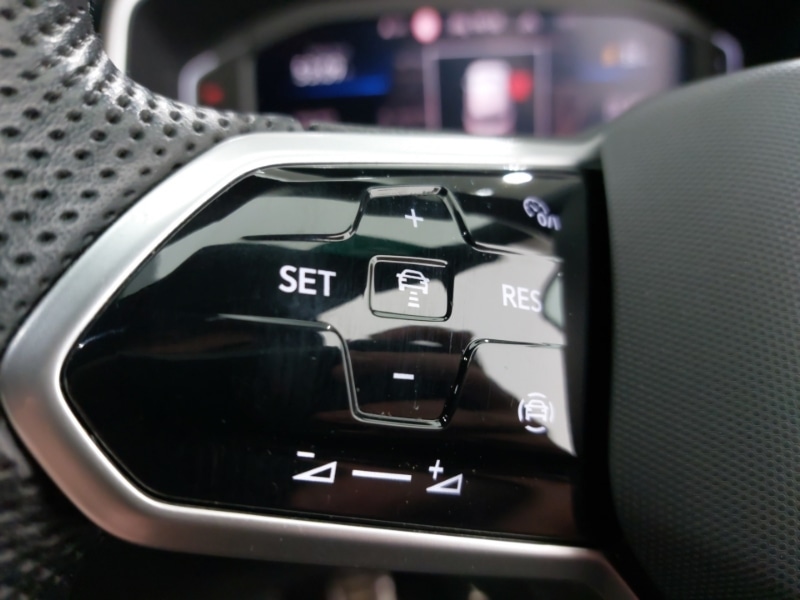 Used Volkswagen T-Roc 2022 for sale - 77304366: Photo 13