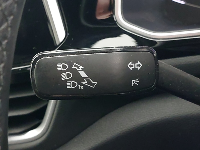 Used Volkswagen T-Roc 2022 for sale - 77304366: Photo 18