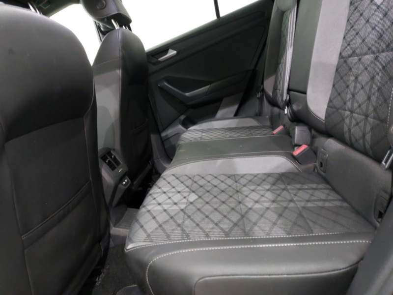 Used Volkswagen T-Roc 2022 for sale - 77304366: Photo 6