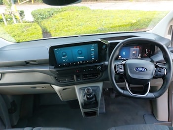 Used Ford Transit Custom 2024 for sale - 76116217: Photo 2
