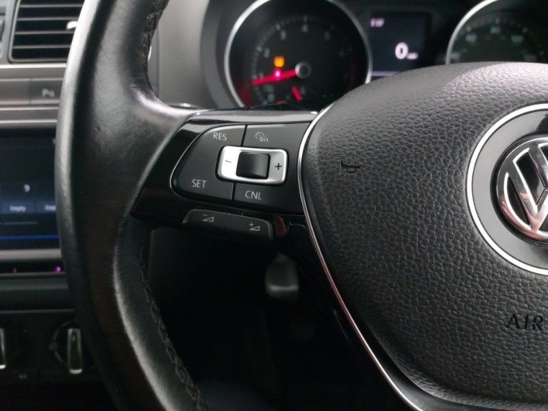 Used Volkswagen Polo 2017 for sale - 76498332: Photo 14