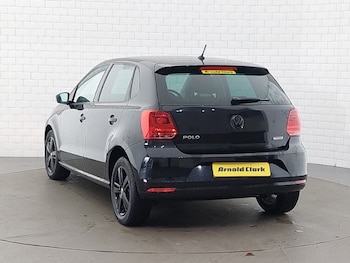 Used Volkswagen Polo 2017 for sale - 76498332: Photo