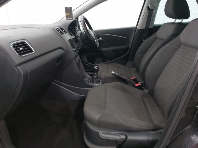 Used Volkswagen Polo 2017 for sale - 76498332: Photo 5