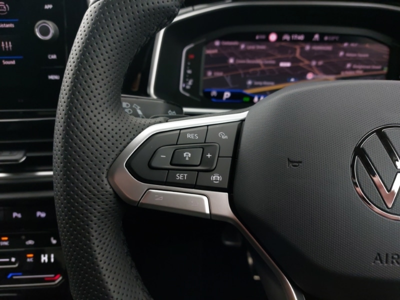 Used Volkswagen T-Roc 2025 for sale - 77130263: Photo 14