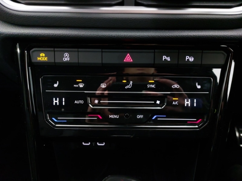 Used Volkswagen T-Roc 2025 for sale - 77130263: Photo 17