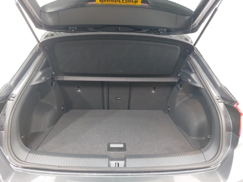 Used Volkswagen T-Roc 2025 for sale - 77130263: Photo 8