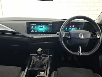 Used Vauxhall Astra 2023 for sale - 79185931: Photo