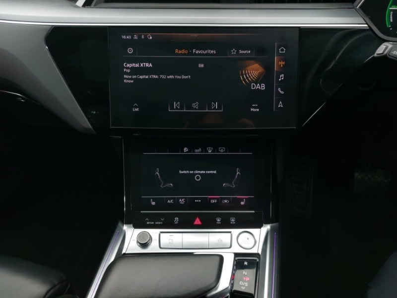 Used Audi e-tron 2019 for sale - 77130257: Photo 10