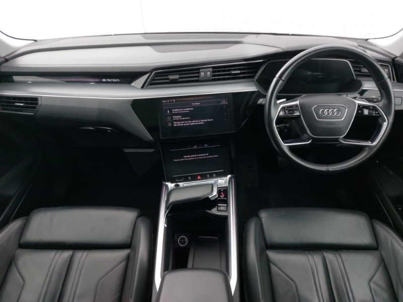 Used Audi e-tron 2019 for sale - 77130257: Photo 2
