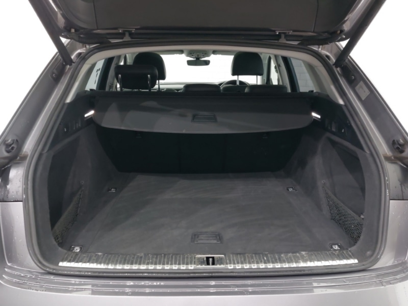 Used Audi e-tron 2019 for sale - 77130257: Photo 8