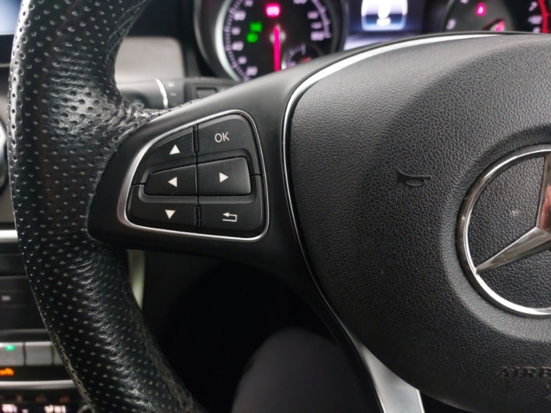 Used Mercedes-Benz GLA 2018 for sale - 76656730: Photo 14