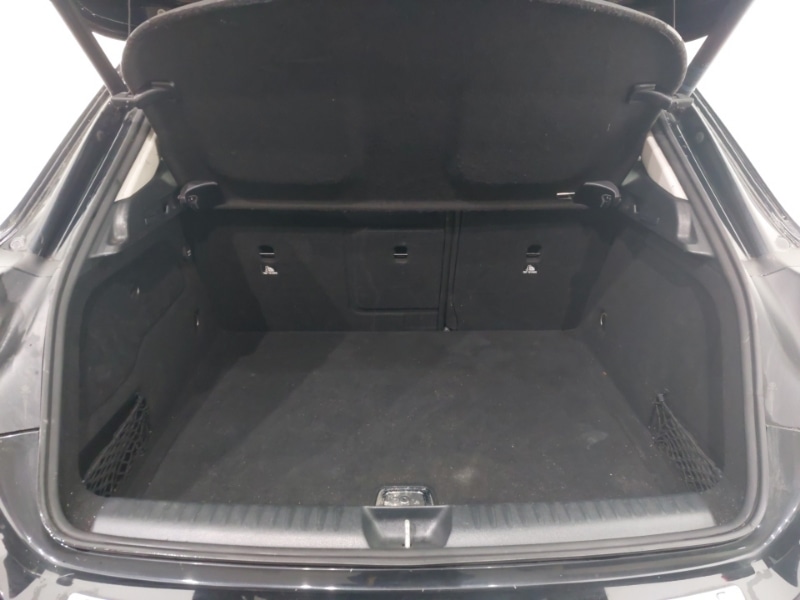 Used Mercedes-Benz GLA 2018 for sale - 76656730: Photo 8