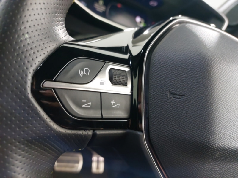 Used Peugeot 2008 2023 for sale - 77938844: Photo 13