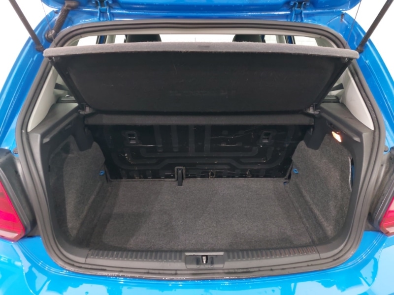Used Volkswagen Polo 2015 for sale - 76358695: Photo 8