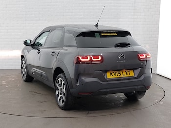 Used Citroen C4 Cactus 2019 for sale - 77760982: Photo