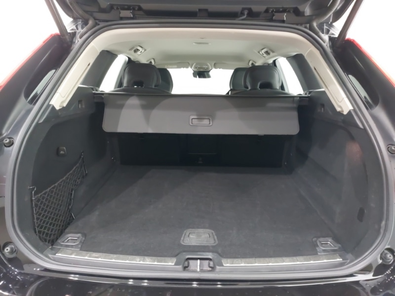 Used Volvo XC60 2023 for sale - 77154819: Photo 8