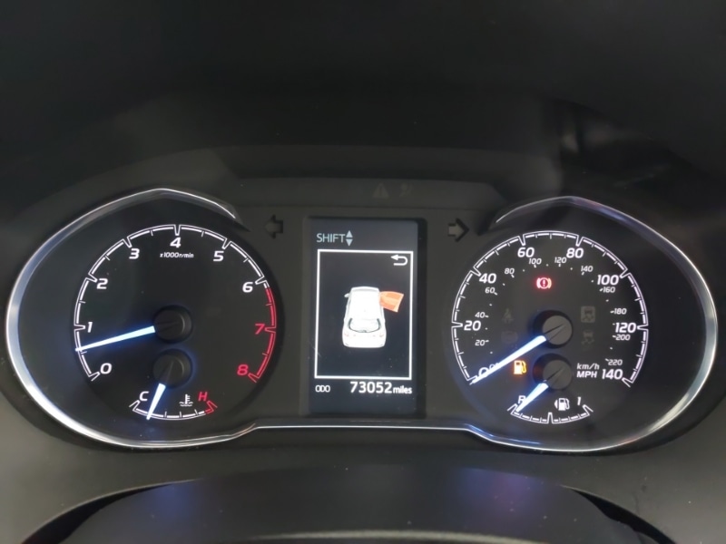 Used Toyota Yaris 2017 for sale - 77896960: Photo 12